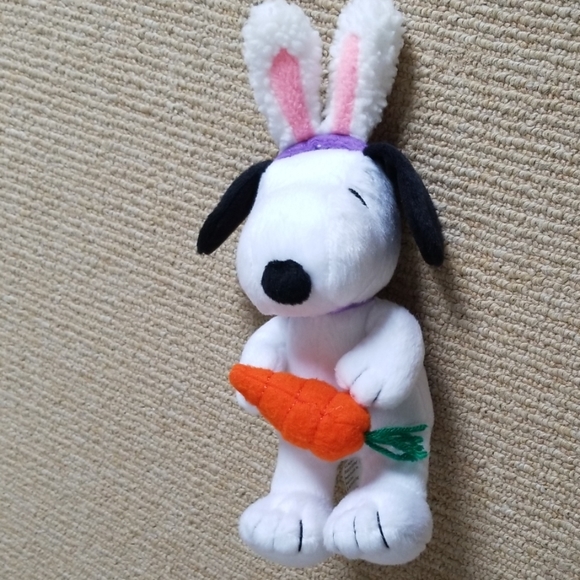 snoopy easter plush